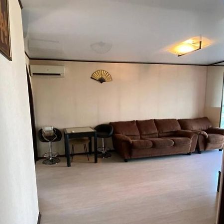 Проспект Мира 35 Апартаменты Krivoy Rog Exterior foto
