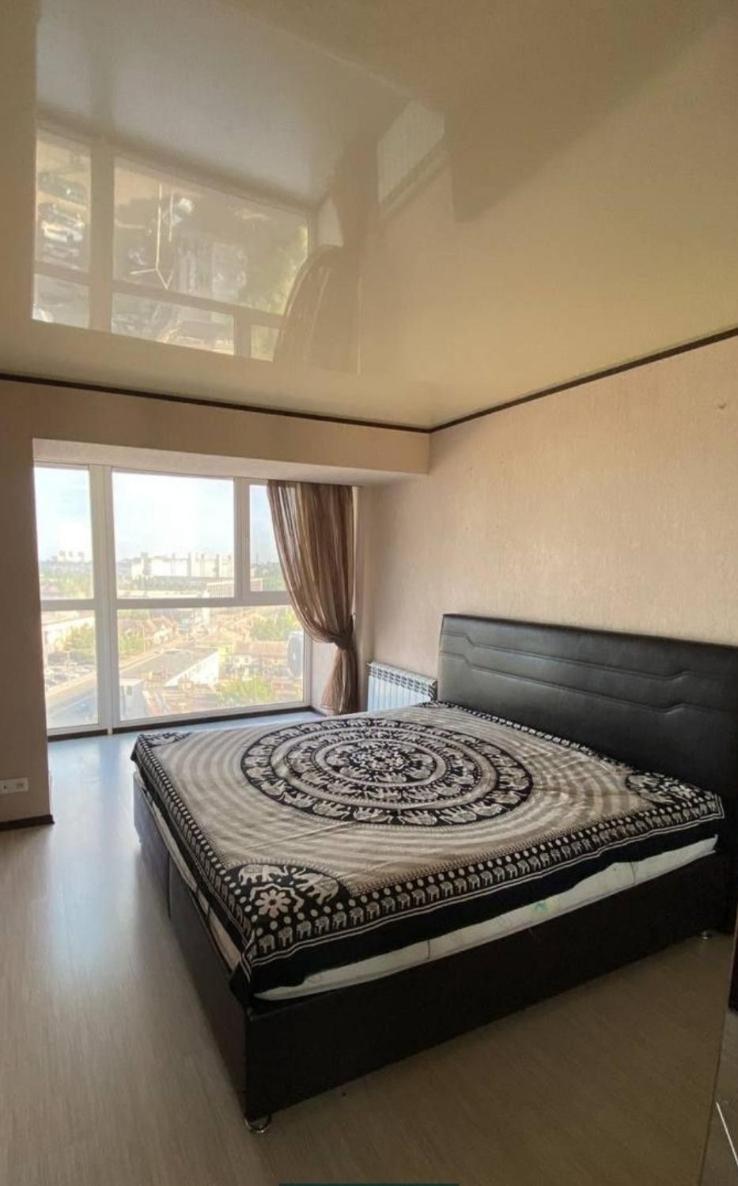 Проспект Мира 35 Апартаменты Krivoy Rog Exterior foto